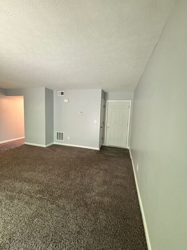 Photo - 1590 Illinois Rd Unidad 1590 Illinois Rd. #8