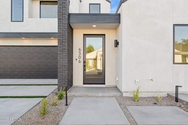 Photo - 6306 N 10th Dr
