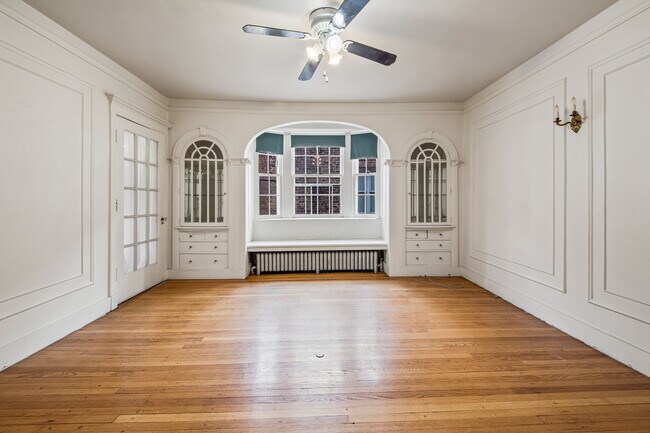 Photo - 3006 W Logan Blvd Unit 2