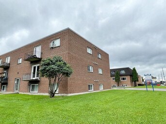 Photo - Elmwood Place Apartments