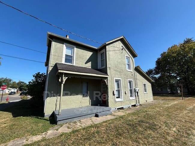 Building Photo - 920 Garden Ave Rental