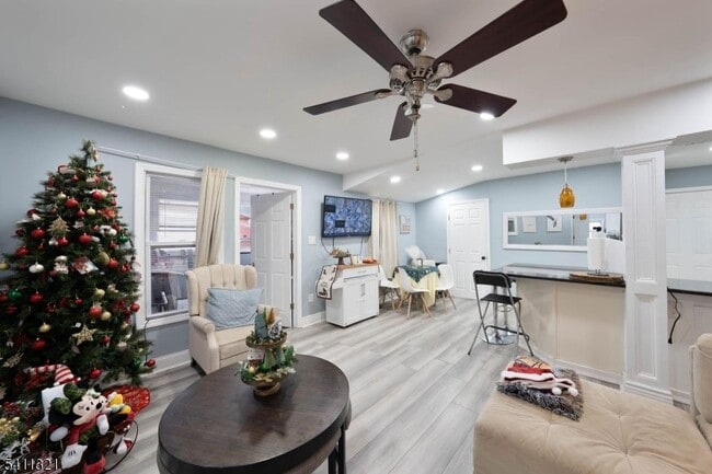 Photo - 376 Elmora Ave