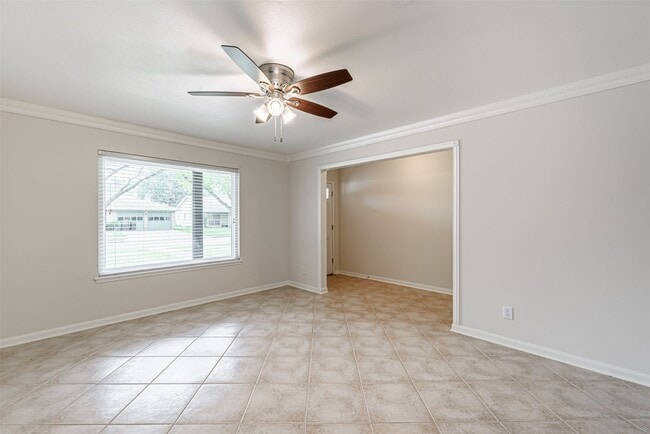 Photo - 124 Dogwood St