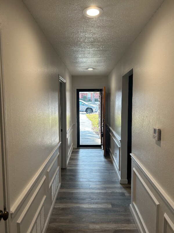 Photo - 801 Summit Dr