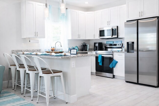 Photo - 2682 Nokomis Ave