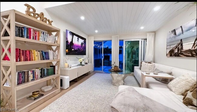 Photo - 763 102nd Ave N