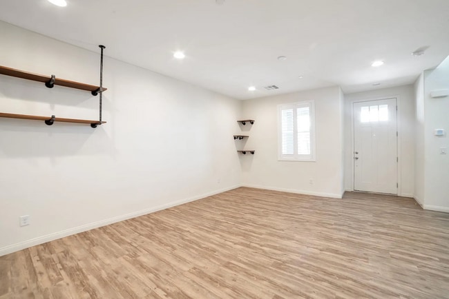 Photo - 849 E Sunset Rd