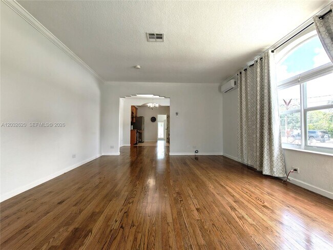 Photo - 470 SW 25th Rd