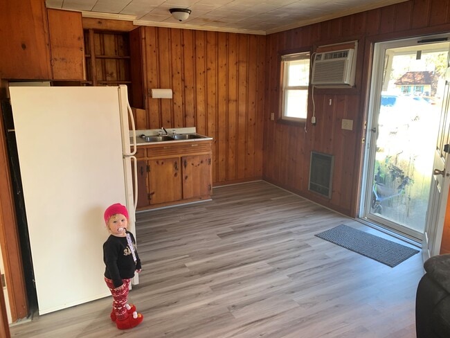 Photo - Wuergler Village