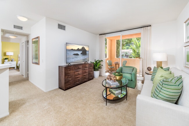 Quail Hill Apartment Homes For Rent in Irvine, CA
