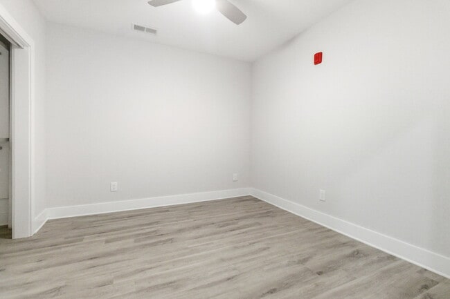 Photo - 350 Main St Unidad Apt # 101