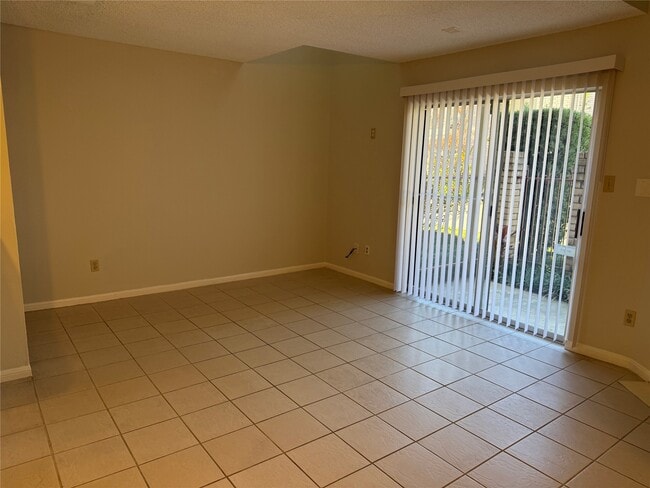 Building Photo - 2120 El Paseo St Unit 801