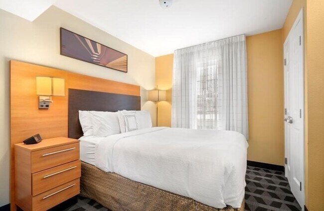 Photo - 20 International Pl Unit 108