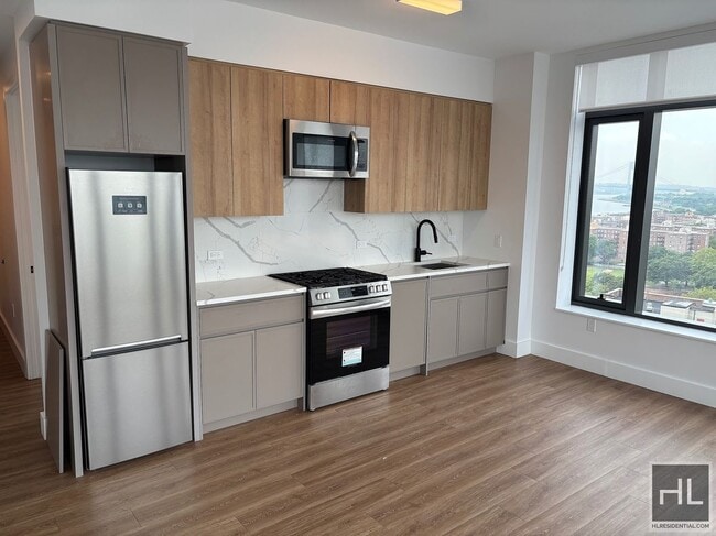Cropsey Ave - Cropsey Ave Apartment Unit 1402