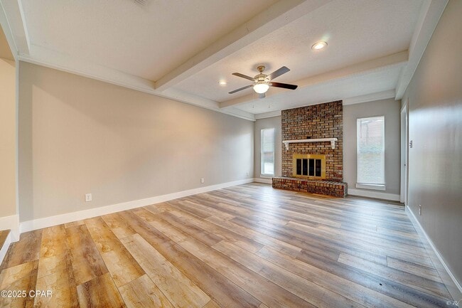 Photo - 1820 W 24th St