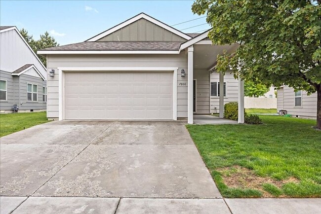 Building Photo - 7808 W 5th Ave