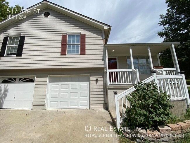 Building Photo - 517 4th St