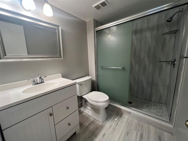 Photo - 8977 Wiles Rd