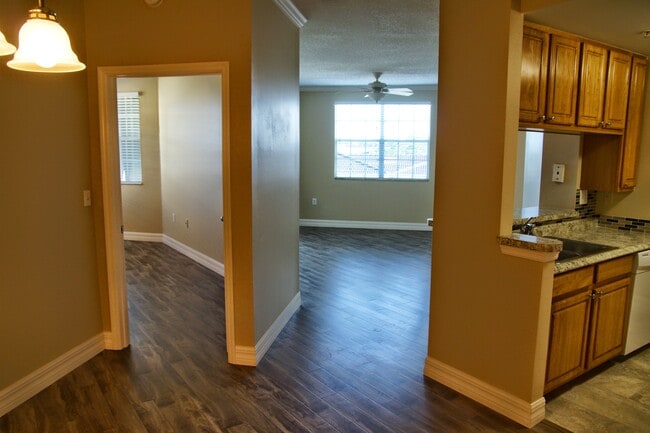 Photo - 5500 Bentgrass Dr Unit 303