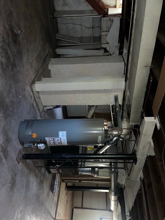 Photo - 835 Easton St