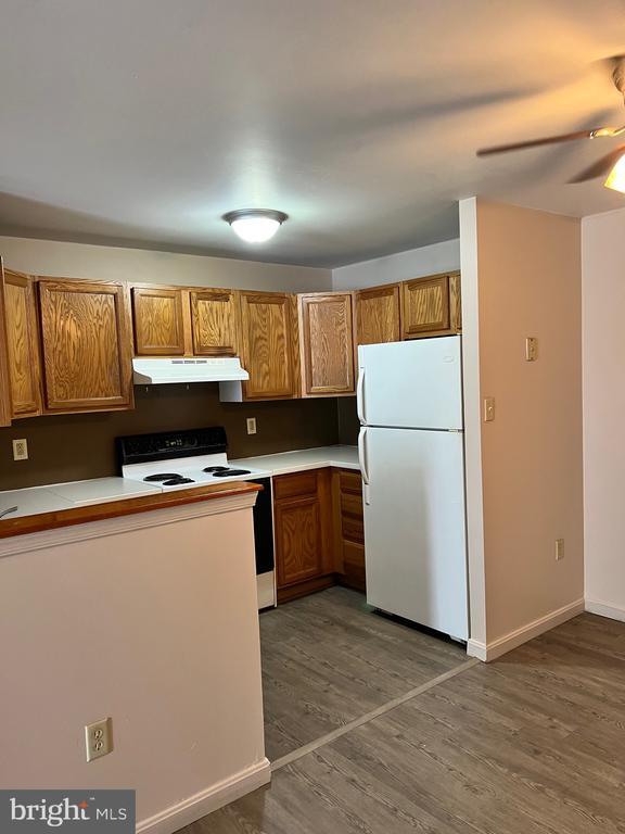 Photo - 1334-Y W Wyomissing Blvd