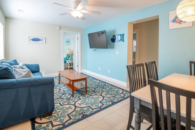 Building Photo - LOWER EFFICIENCY AVAILABLE IN KURE BEACH Unit 2B