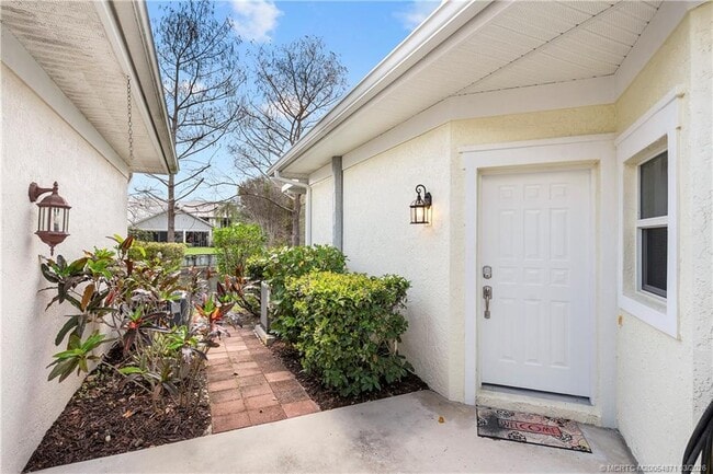 Photo - 2194 NW Tilia Trail