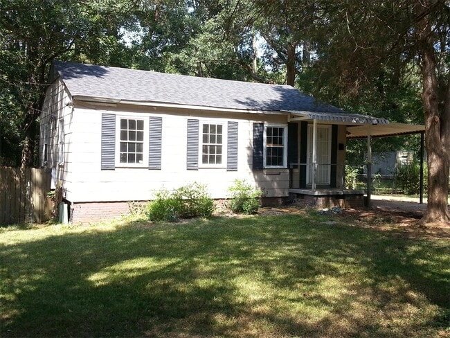 Photo - 3549 Lee Dr House