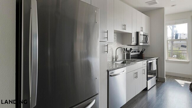 Photo - 3383 Cedarplaza Ln Unidad 1-1303