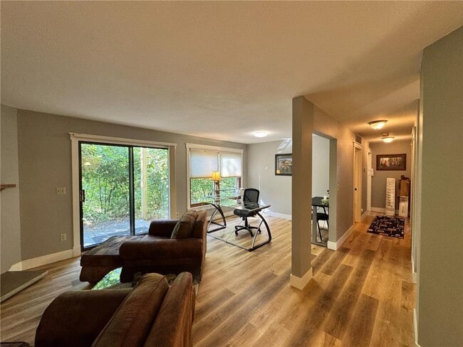 Building Photo - 15565 26th Ave N