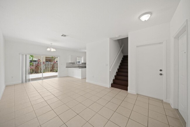 Photo - Cutler Bay Townhouse