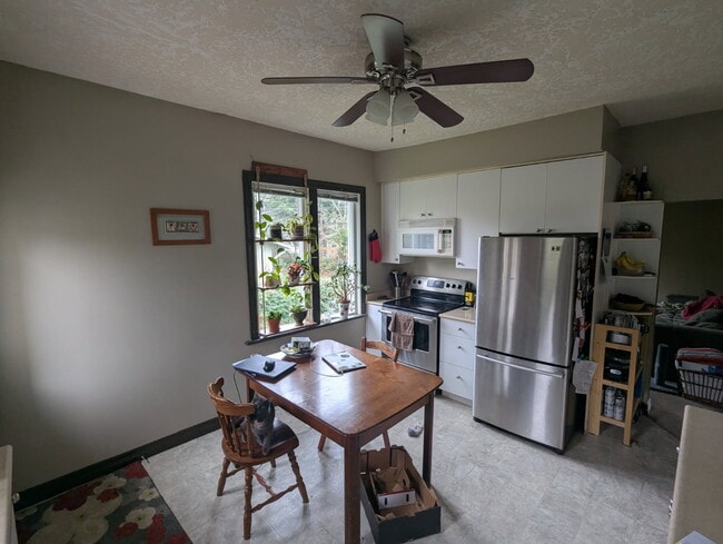 Photo - 4012 Grange Rd