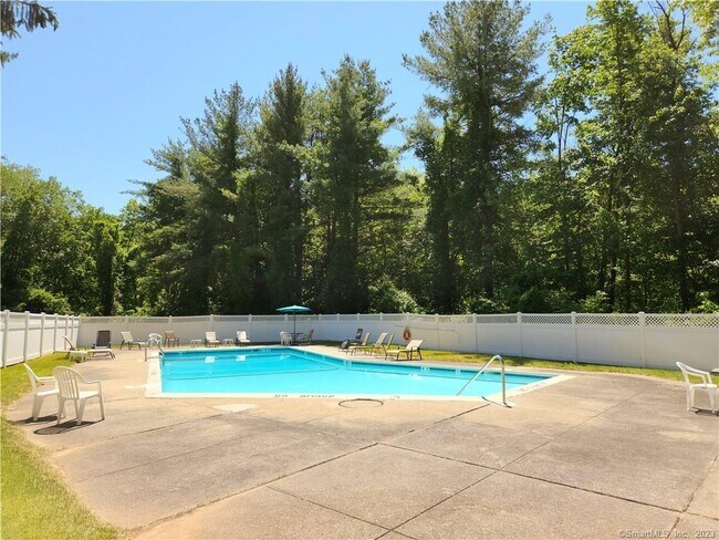 Photo - 12 Ives Hill Ct Unit 12