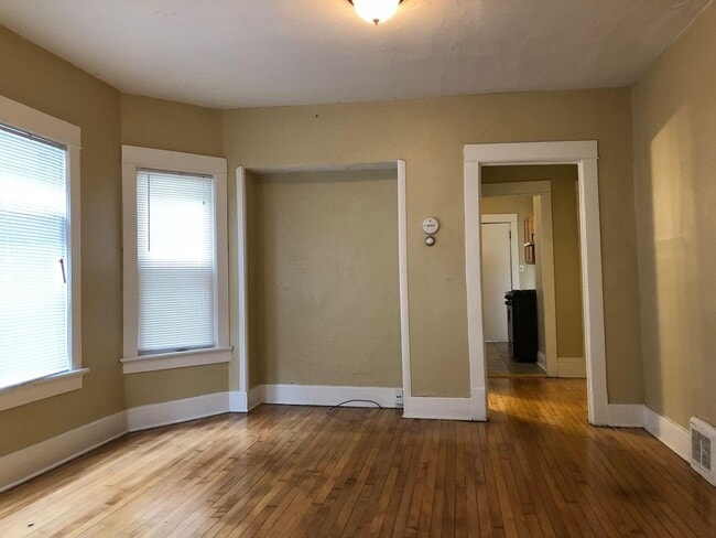 Photo - 3457 N Oakland Ave Unit Lower