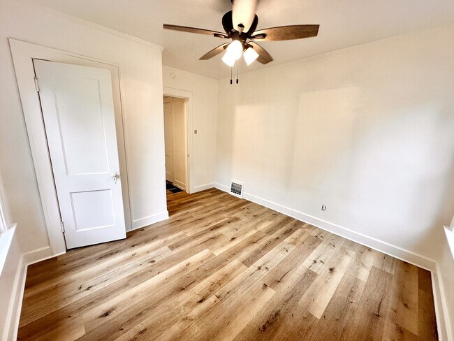 347 W Vanmeter St