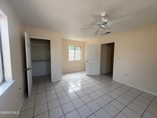 1008 Antonio St Unit Rear