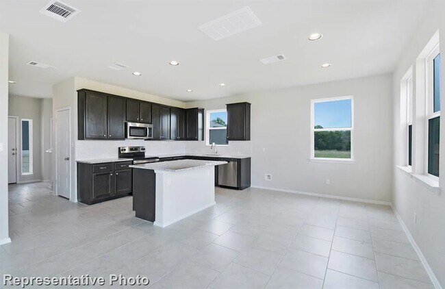 Photo - 202 Insider Loop