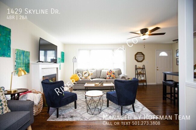 Photo - 1429 Skyline Dr House