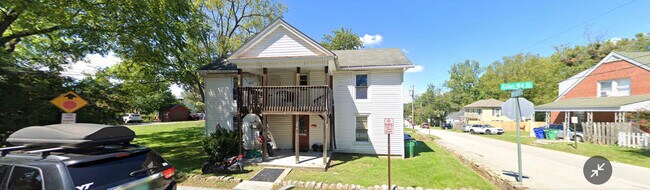 Photo - 206 Giles Rd