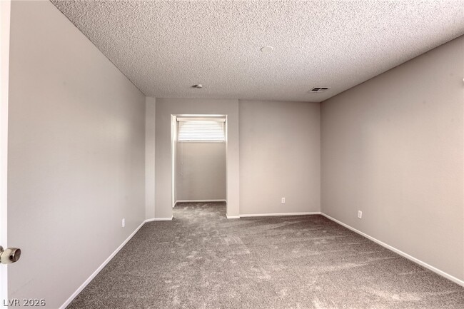 Photo - 1468 Flintrock Rd