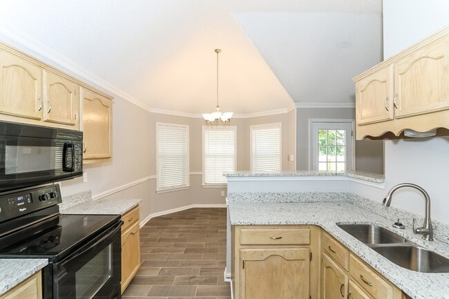 Photo - 9952 Woodland Bend Dr