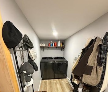 Laundry / Mudroom - 2213 Western Ave Unit C
