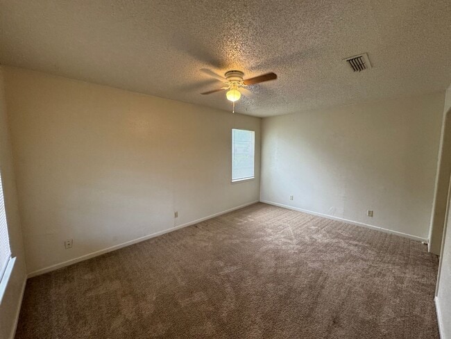 Photo - 3-Bedroom House for Rent in Killeen