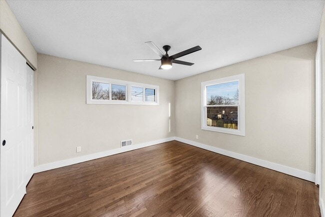Photo - 4621 Mersington Ave