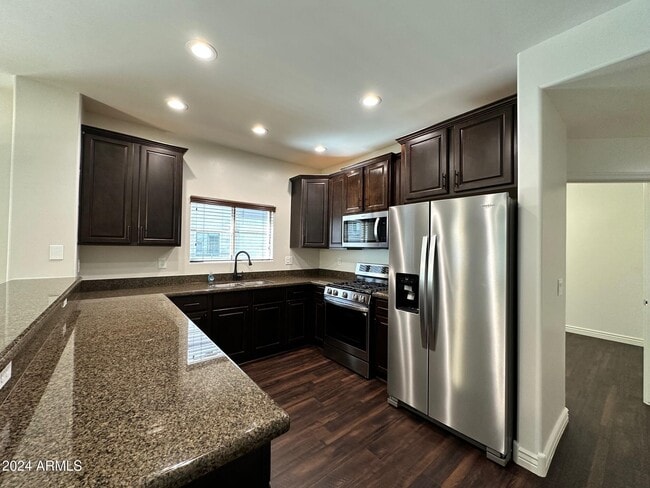Building Photo - 5350 E Deer Valley Dr Unit 1274 Rental