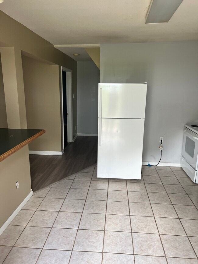 1015 Francis St House House Rental in Zanesville, OH