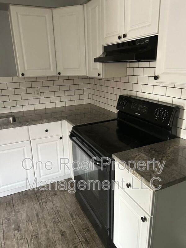 Photo - 5304 Ditzler Ave