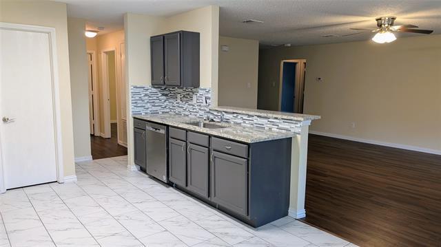 Photo - 1303 W Coral Reef Ln