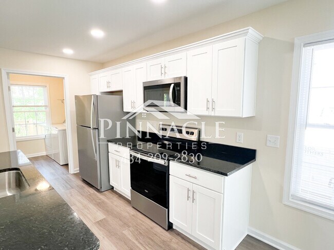 Photo - 2305 Tazewell Ave