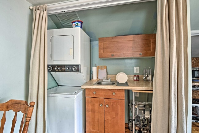 1414 Regester Ave Unit SI FL2-ID1545740P